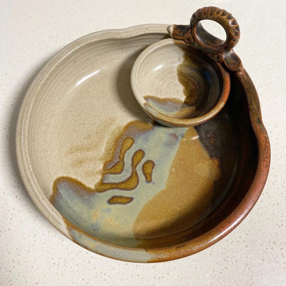 Vintage Chip or Veggie/Dip Dish or Ashtray